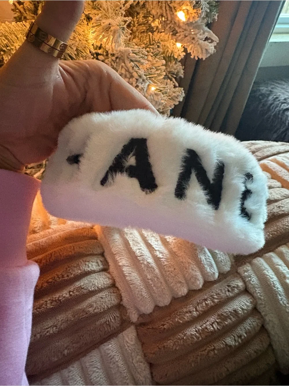 None plush black